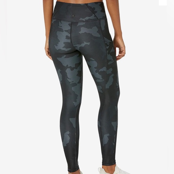 NWT PrANa black camo high rise legging - Picture 12 of 15